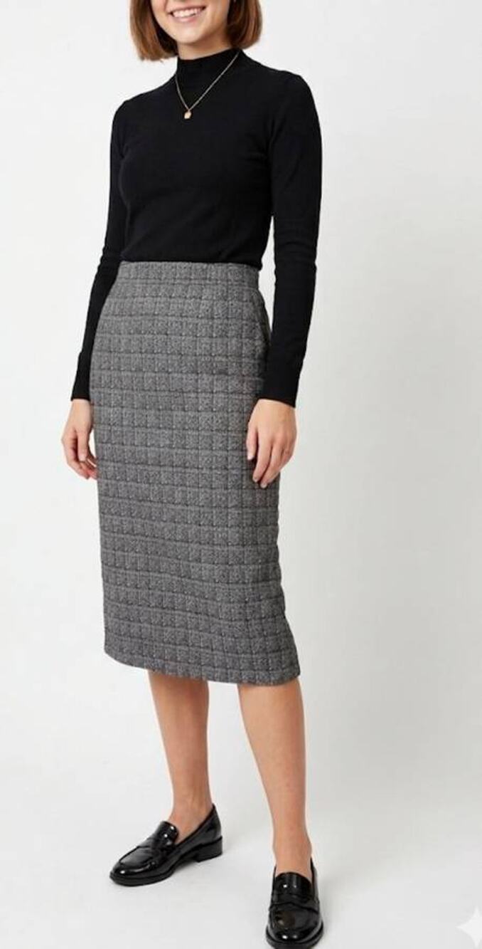 Odeeh Womens Straight Midi Skirt in Black Copper Plaid 38 US 4